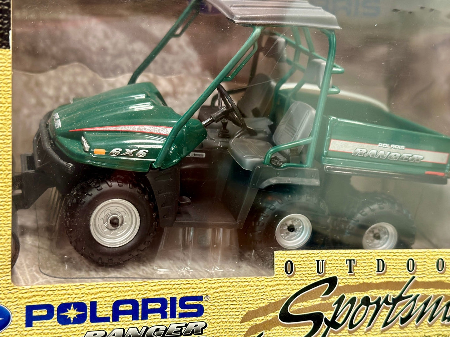 Sportsman Polaris Trucker Green 1/18 Scale Diecast Model Car | New - Product Image