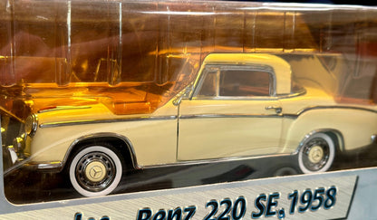 Sun Star Mercedes Benz 220SE Creme 1/18 Scale Diecast Model Car | New - Product Image