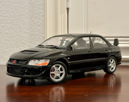Sun Star Mitsubishi Lancer Evo 8 VIII 'Street Car' 1/18 Scale Diecast Model Car - Product Image