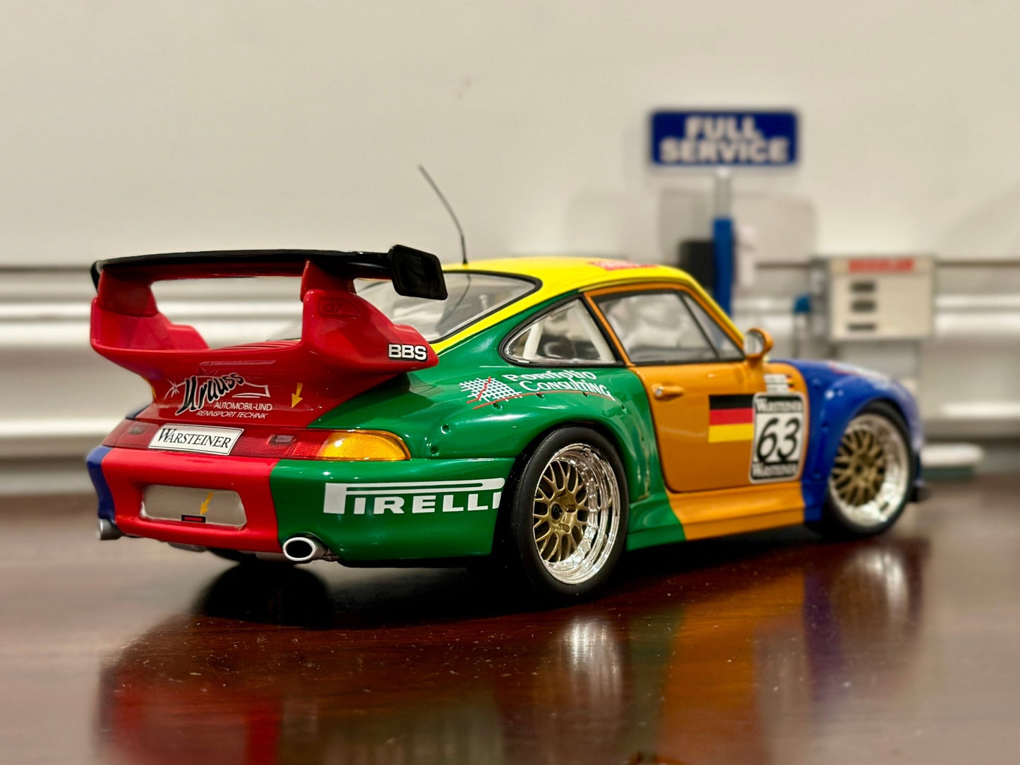 UT Models Porsche 911 993 GT2 '#63 Warsteiner Livery' 1/18 Scale Diecast Model Car | In Box - Product Image