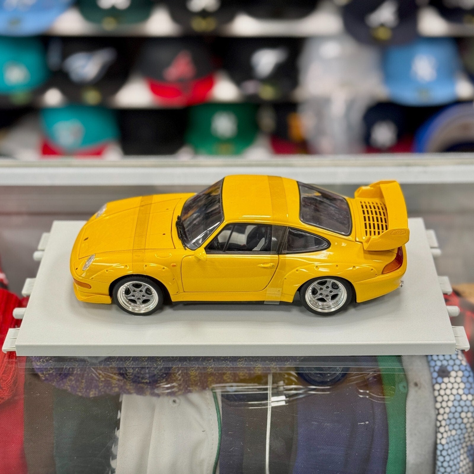 UT Models Porsche 993 GT2 Yellow 1/18 Scale Diecast Model Car - Product Image
