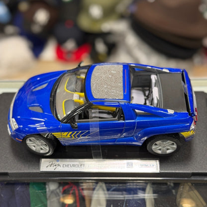 WELLY 2001 Chevrolet Borrego Concept Blue 1/18 Scale Diecast Model Car | New - Product Image