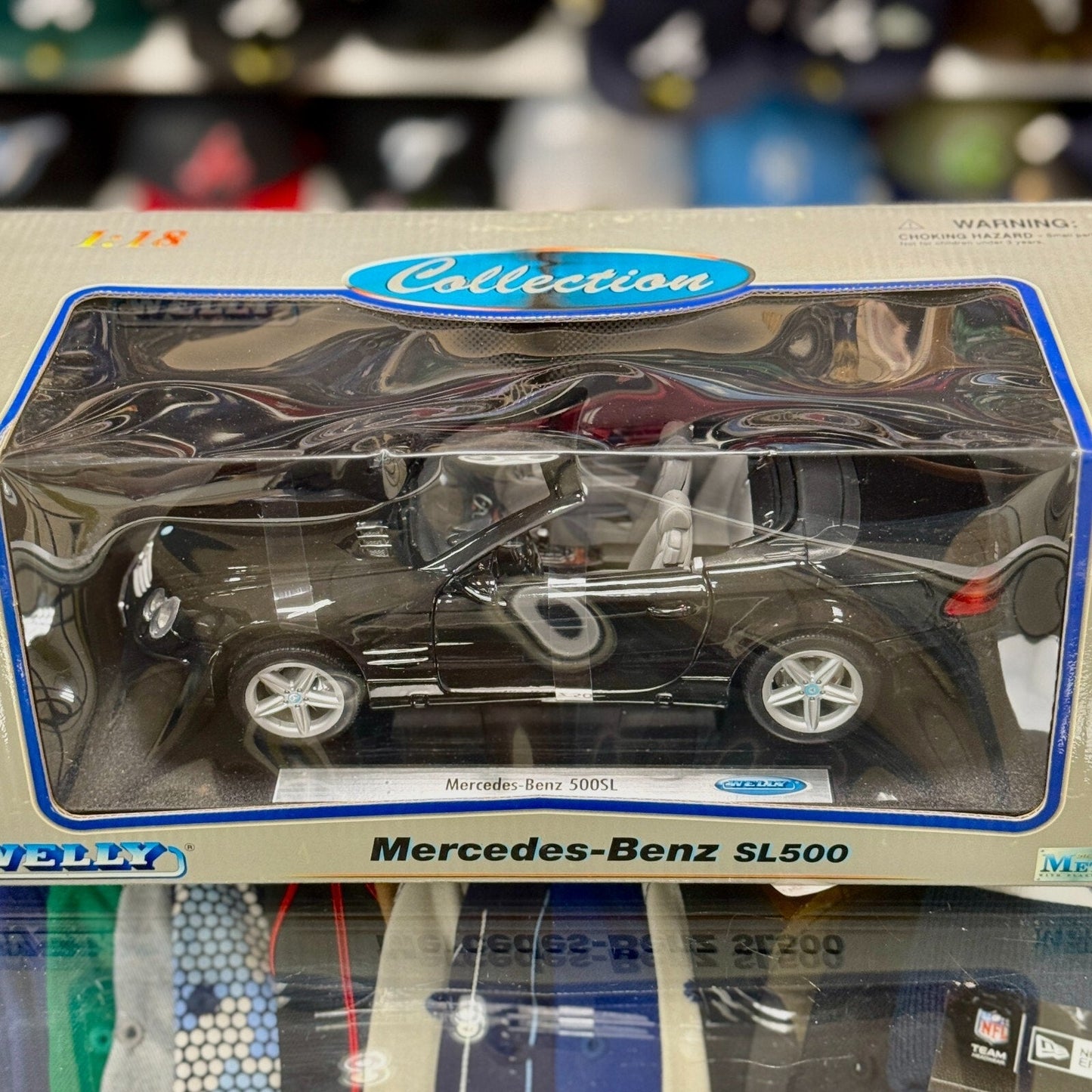 WELLY Mercedes Benz SL500 Nero Black 1/18 Scale Diecast Model Car | New - Product Image